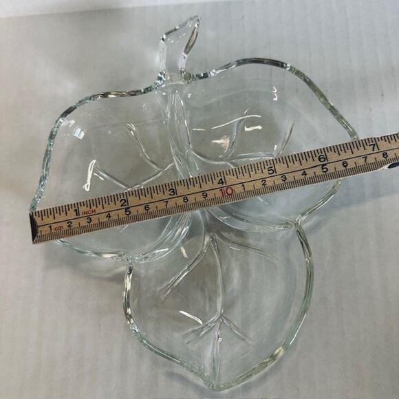 Hazel Atlas Glass Leaf Candy/Relish/Nut Clear Serving Dish 3 Sections Decor VTG - Picture 6 of 7